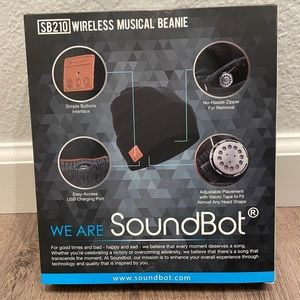 Brand New - Wireless Musical Beanie - SoundBot